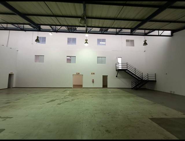 INDUSTRIAL PROPERTY TO RENT IN STRYDOM PARK
